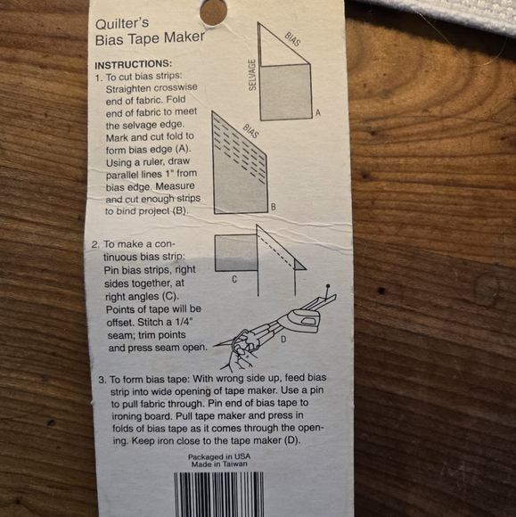 Lot of vintage sewing crafting quilting supplies. - Picture 6 of 16